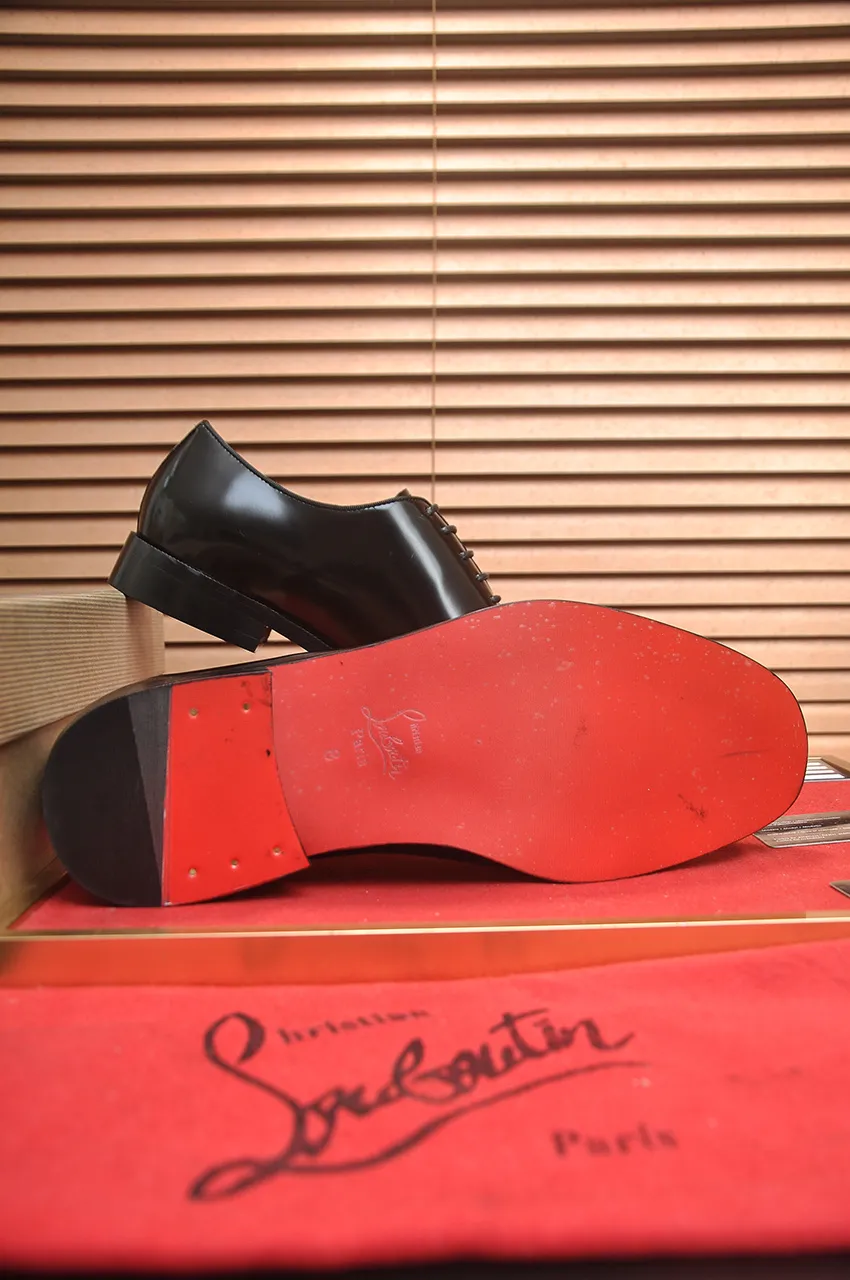 Men's shoes 💰620💶 [Chrstian Loubotin] Red-soled shoes 💋Original mold opening, the highest version on the market, purely handmade ➕Imported cowhide uppers, first-layer water-dyed cowhide lining! Original EU high-gloss outsole. 38 to 45 (45 customized)